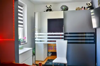 SENJ – Namješten 2S+DB u trećem redu do mora, s prekrasnim pogledom! - 12