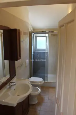Otok Krk - vila s bazenom okružena zelenilom - 15