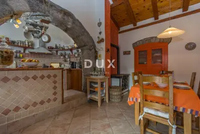 House 223 m², Poljane - sea view and pool - 7