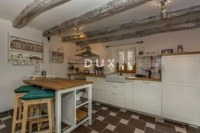 House 223 m², Poljane - sea view and pool - 15