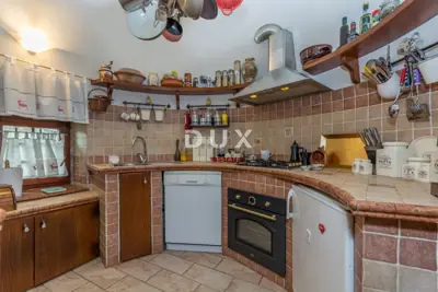 House 223 m², Poljane - sea view and pool - 8