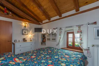 House 223 m², Poljane - sea view and pool - 20