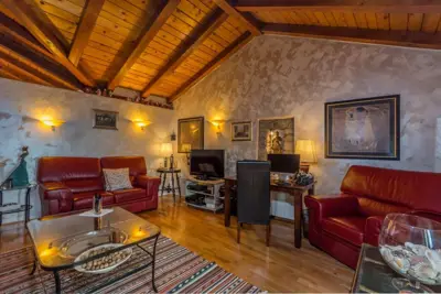 House 223 m², Poljane - sea view and pool - 2