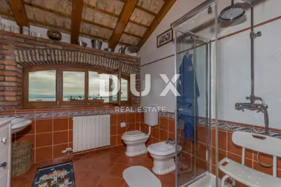 House 223 m², Poljane - sea view and pool - 11
