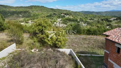 Building plot, Pićan - quiet location and view of Učka