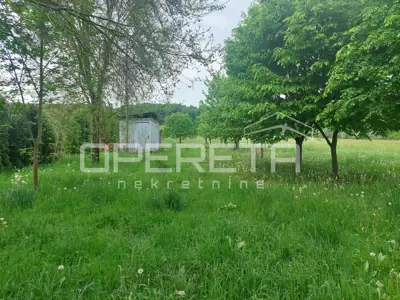 Land 3,553 m², Dugo Selo - Center, by the road