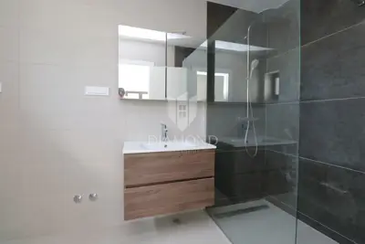 Wohnung zum Kauf in Crikvenica, 150 m² - 10