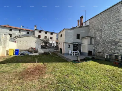 Kuća u Medulinu, centar, poslovno-stambena namjena