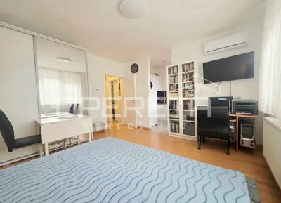 Wohnung 30 m², Kustošija, sonnig in einem neueren Gebäude mit Aufzug - 2
