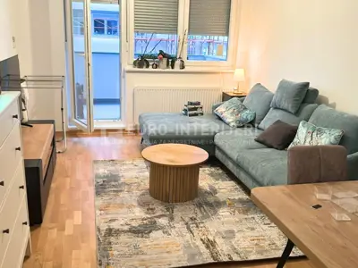 Zagreb, Lovinčićeva ul. , 2-room apartment 60 m², balcony + garage parking space, for rent - 2