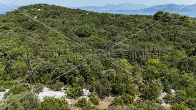 Poljoprivredno zemljište 46 244 m², Sreser, pogled na more