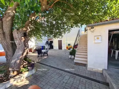 Wohn- und Geschäftsgebäude, Medulin - am Meer und Restaurant mit Terrasse - 11
