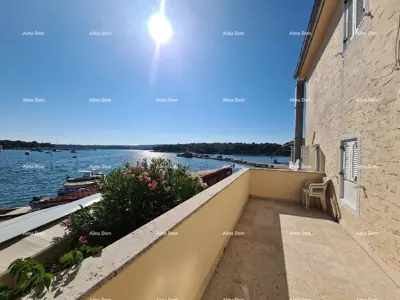 Wohn- und Geschäftsgebäude, Medulin - am Meer und Restaurant mit Terrasse - 6