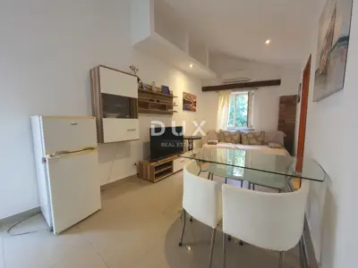 OPATIJA, CENTAR - long-term rental! apartment in the center of Opatija with parking space - 2