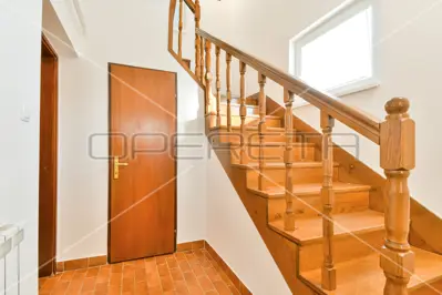 House 300 m², Donji Dragonožec, quiet family location - 14