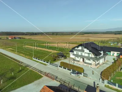 House 300 m², Donji Dragonožec, quiet family location - 4