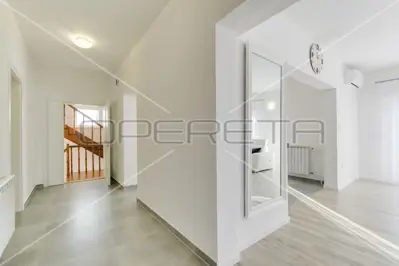House 300 m², Donji Dragonožec, quiet family location - 13