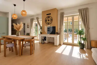 Villa 167 m², Svetvinčenat - Pool und überdachte Terrasse - 10