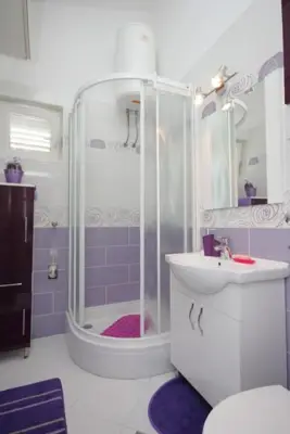 House for sale in Ravni, 77 m² - 18