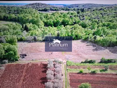 Landwirtschaftsland, Rovinj - 200 m vom Meer, Zufahrt mit dem Auto - 5