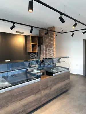 Poslovni prostor 68 m², Sveta Klara, 4 parkirna mjesta - 2