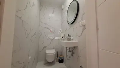 Apartman s bazenom na prestižnoj lokaciji! - 21