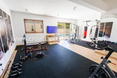 Vila 464 m², Kaštela - 50 m od mora i pogled na more - 10