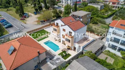 Vila 464 m², Kaštela - 50 m od mora i pogled na more - 2