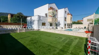 Vila 464 m², Kaštela - 50 m od mora i pogled na more - 12