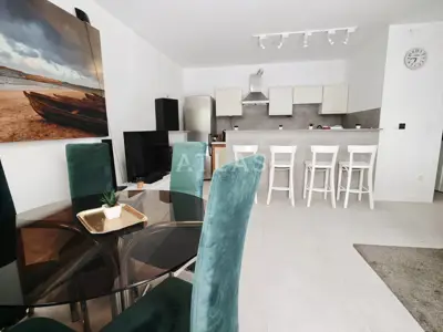 Stan 53 m², Marčelji - novogradnja s okućnicom i balkonom - 3