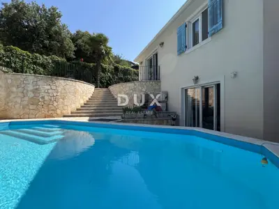House 180 m², Poreč - heated pool and 3 parking spaces - 2