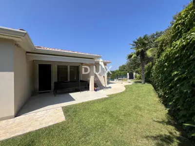 House 180 m², Poreč - heated pool and 3 parking spaces - 4