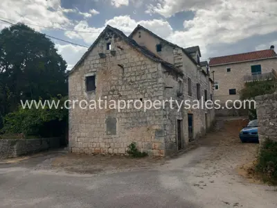Kuća, Brač, 250 m², 248 000 € - 7