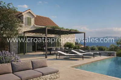 Kuća, Brač, 250 m², 248 000 € - 4