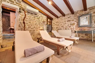 Pazin, surrounding area, stone beauty with two pools - 19