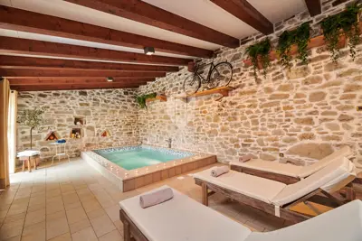 Pazin, surrounding area, stone beauty with two pools - 18
