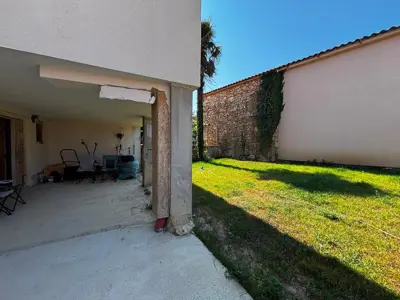 Steinhaus 211 m², Višnjan - Hof und Pool - 12