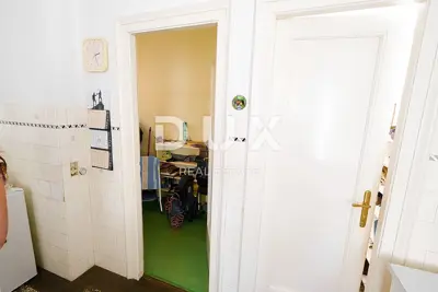 Villa 428 m², Pećine - Meerblick und Garten - 19