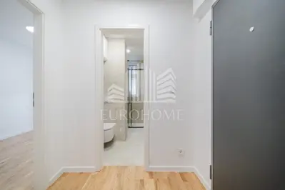 Stan 34 m², Staro Trnje - kompletno adaptiran - 9