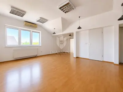 Samobor- postran stan, 91.75 m², prodaja - 13
