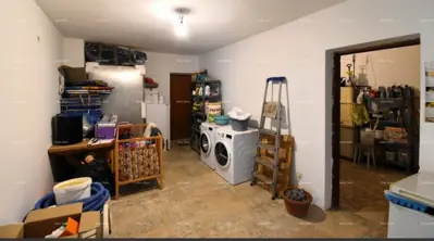 Poreč, 330 m² Apartmenthaus mit Pool - 17