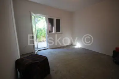 Kuća 200 m², Tugare kod Omiša, 4 spavaće sobe i 2 terase - 13