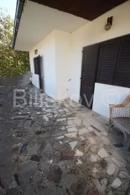 Kuća 200 m², Tugare kod Omiša, 4 spavaće sobe i 2 terase - 2