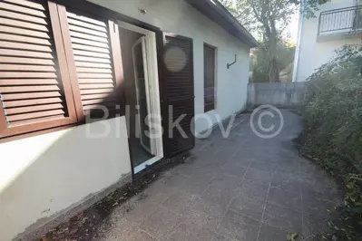 Kuća 200 m², Tugare kod Omiša, 4 spavaće sobe i 2 terase