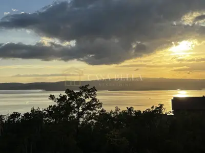 Building plot, Crikvenica - permit for a villa with two units - 2