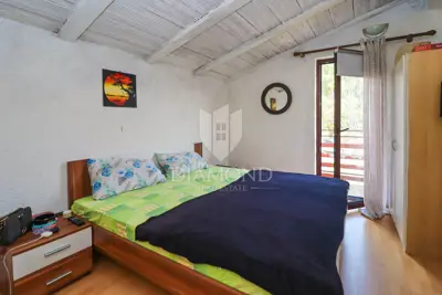 House in Poreč, large yard and two apartments - 7