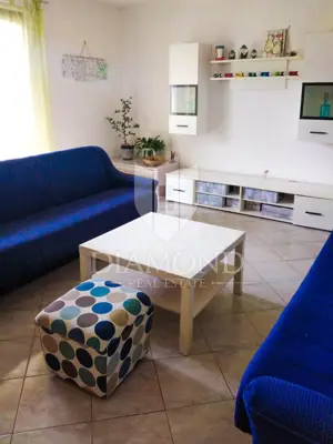 House in Poreč, large yard and two apartments - 14