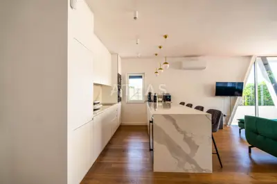 Kostrena | luxurious apartment, first row to the sea - 19