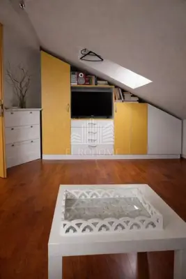 Stan 122 m², Trešnjevka - Sjever, dvoetažni i svijetao - 11