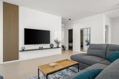 House 120 m², Labin - pool and 2 bedrooms - 10